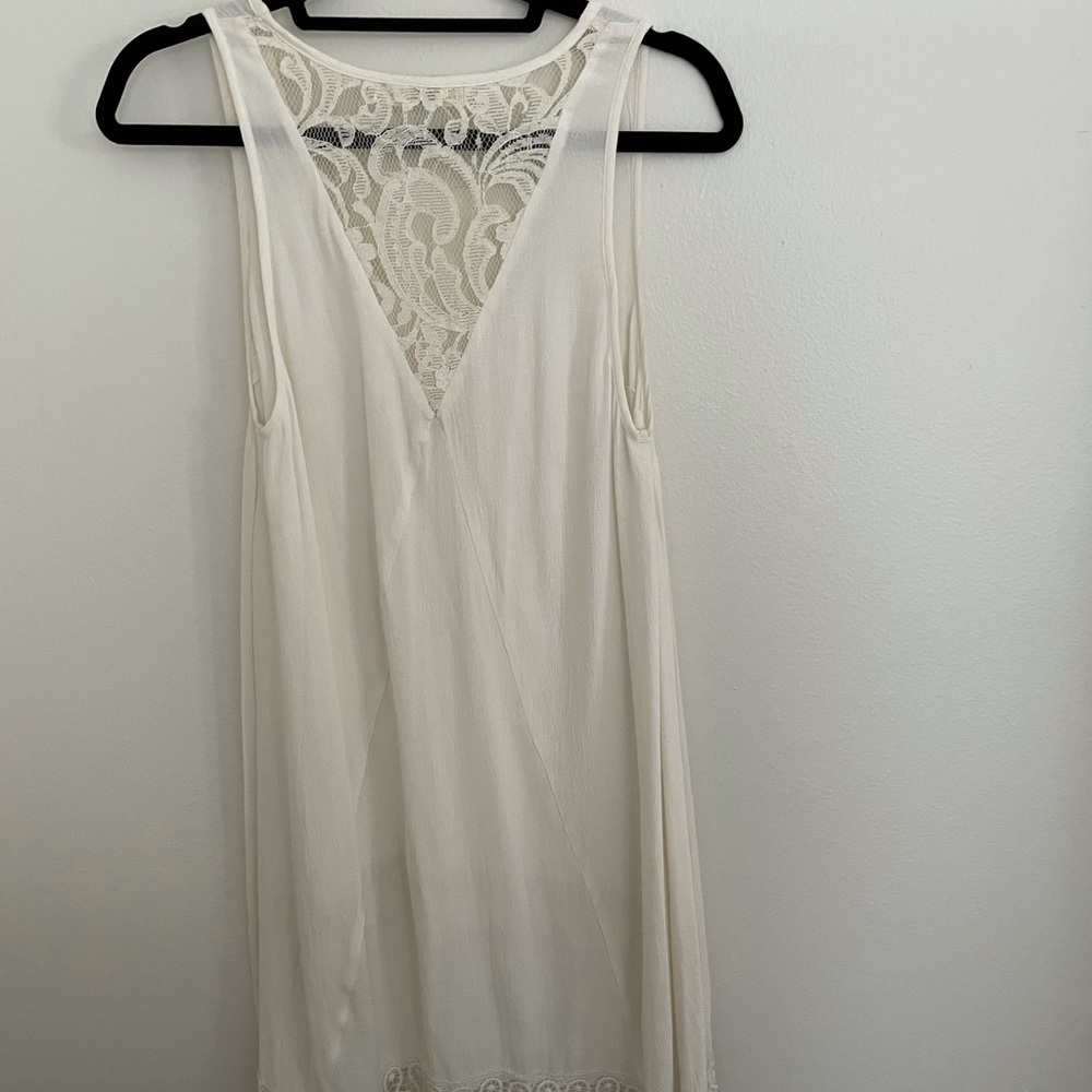 LF Dress - Picture 2 of 3